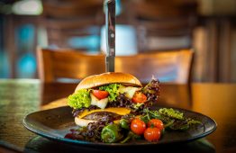 2020-05-15-Roadhouse-Essen-4k-2-1920x1280