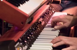 OLYMPUS DIGITAL CAMERA